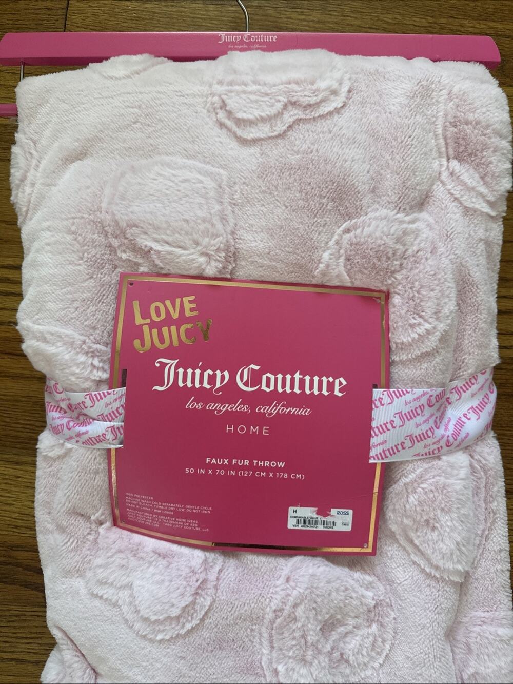New Juicy Couture Pink Blanket Embossed 50x70 Thick Throw Decor